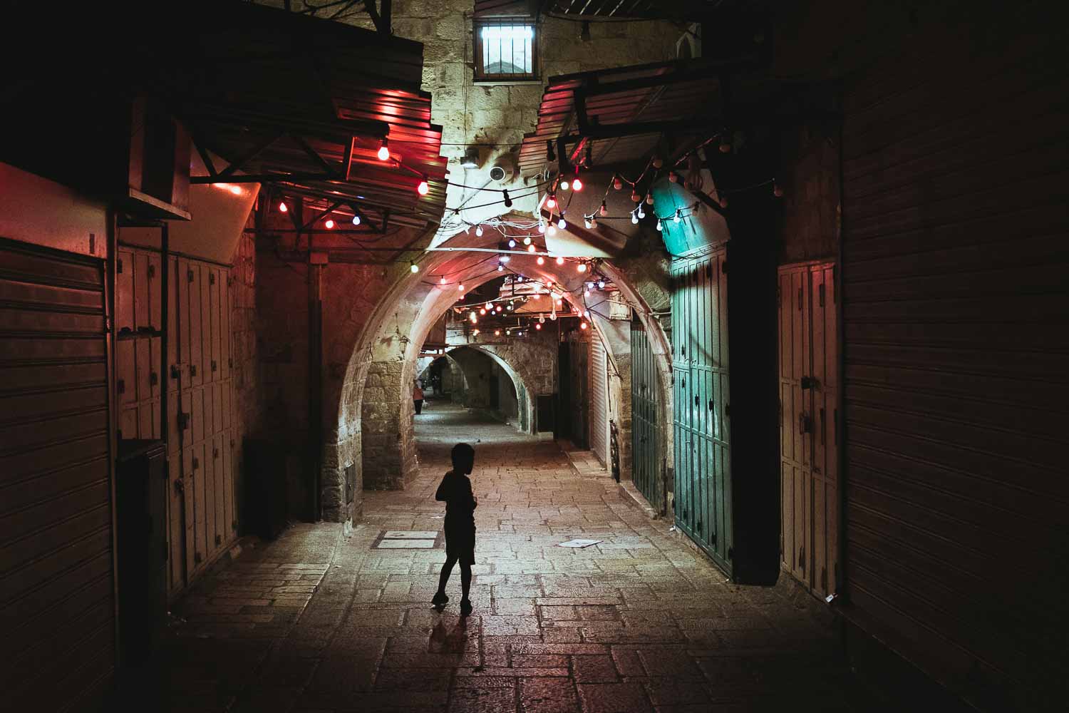 This photo shows the fine art print The Nights of Jerusalem by Philip Reitsperger